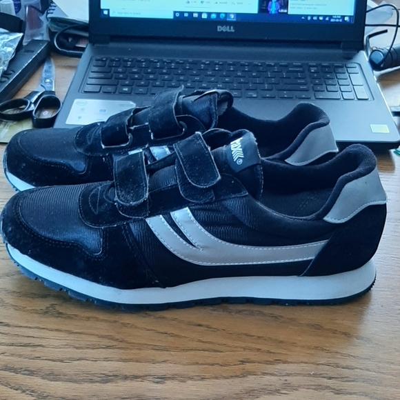 Man's shoes - Picture 4 of 7